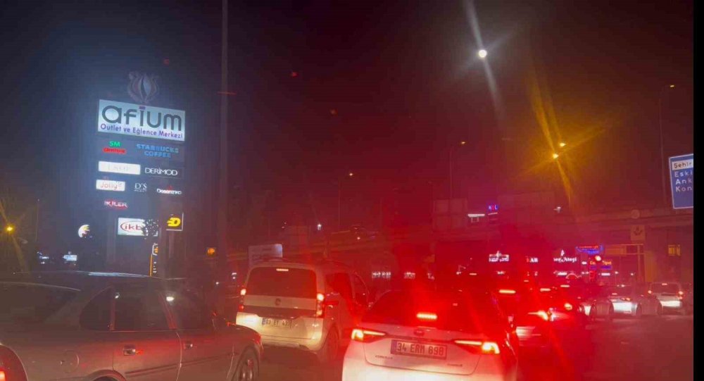 Konya dahil 7 ilin kavşak noktası konumundaki yolda yoğunluk