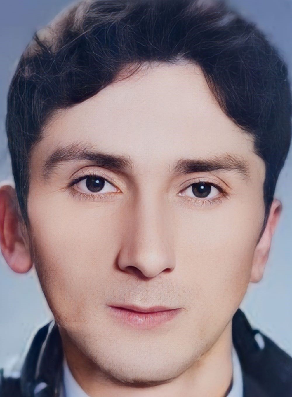 Evlat dehşeti: Babasını tüfekle öldürdü, babaannesini darp etti, evi ateşe verdi