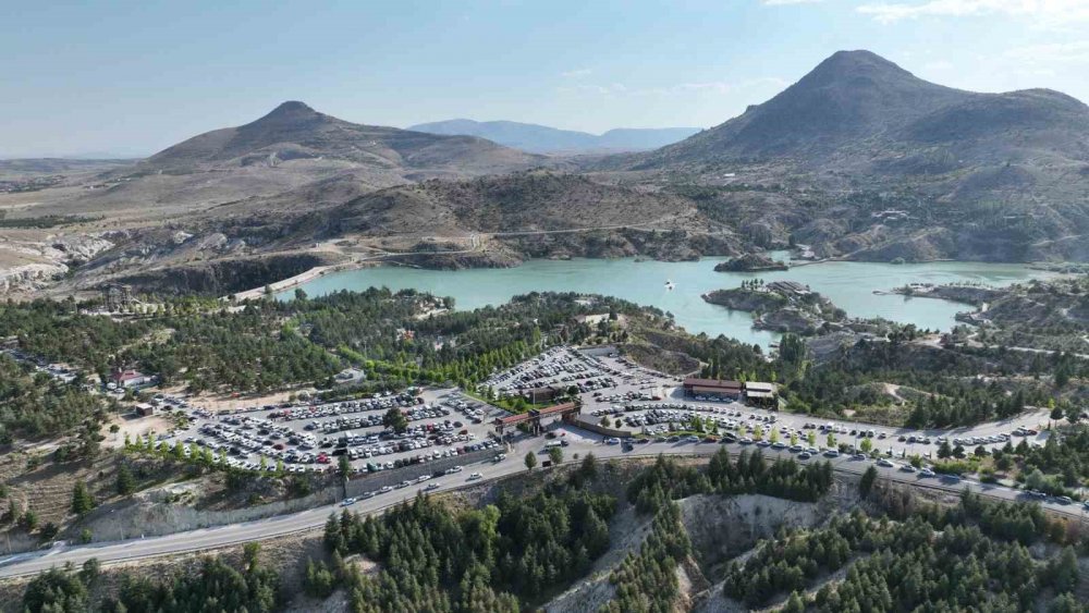 Konya'nın gözde mekanlarına ziyaretçi akını