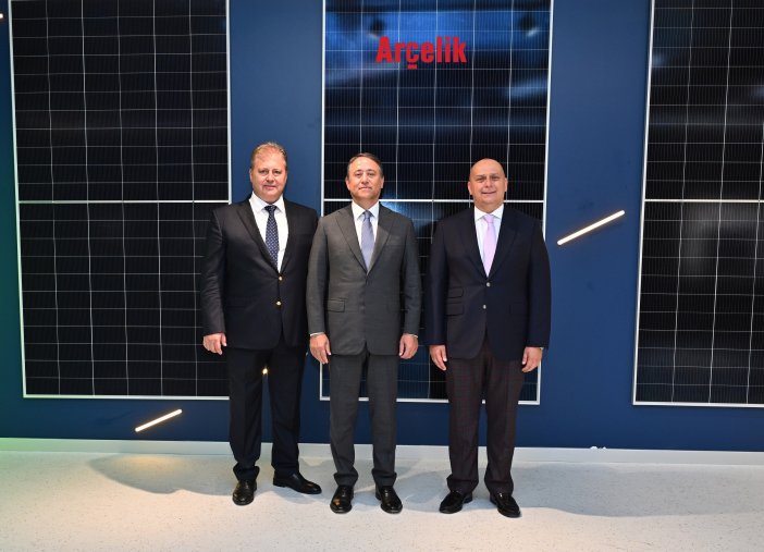 arcelik-gunes-paneli-uretimine-basliyor.jpg