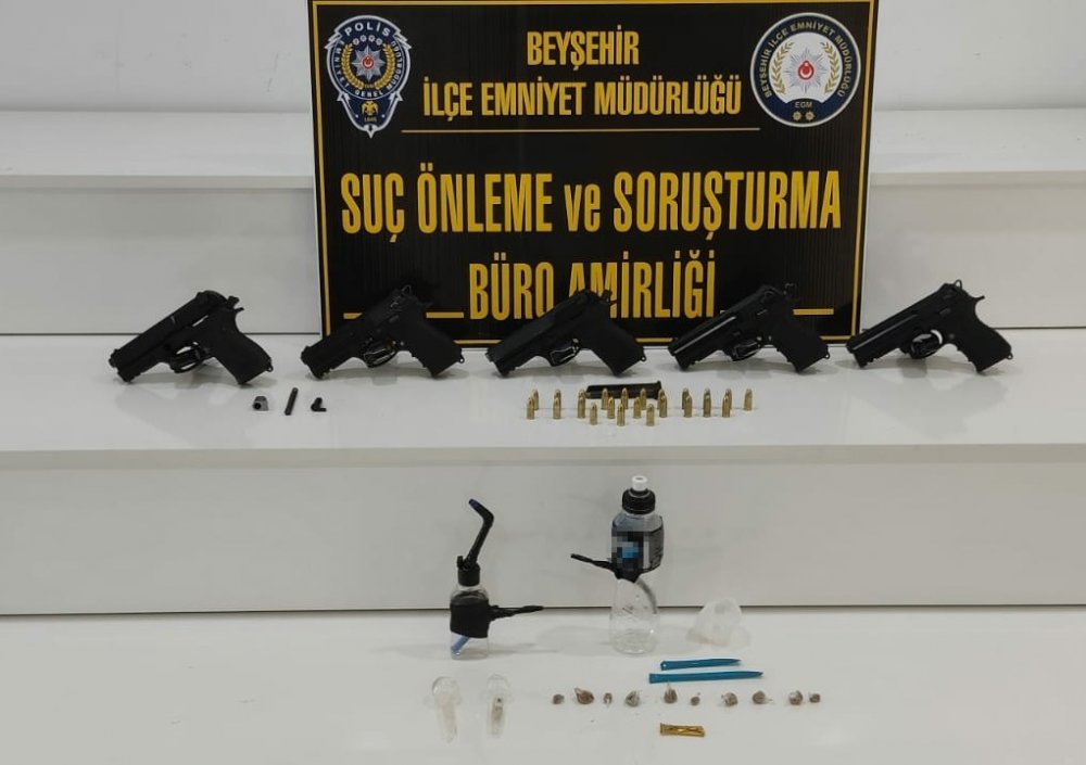 Konya'da uyuşturucu ve silah tacirlerine nefes kesen operasyon!