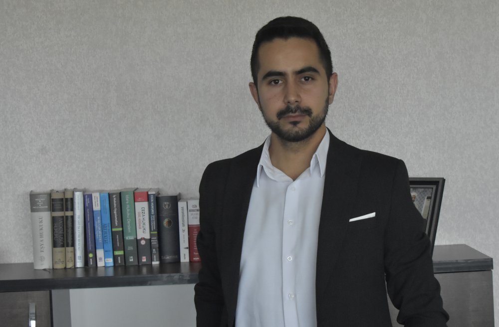 Eşine düğünde takılan altınları Forex yöntemiyle çoğaltırken dolandırdılar