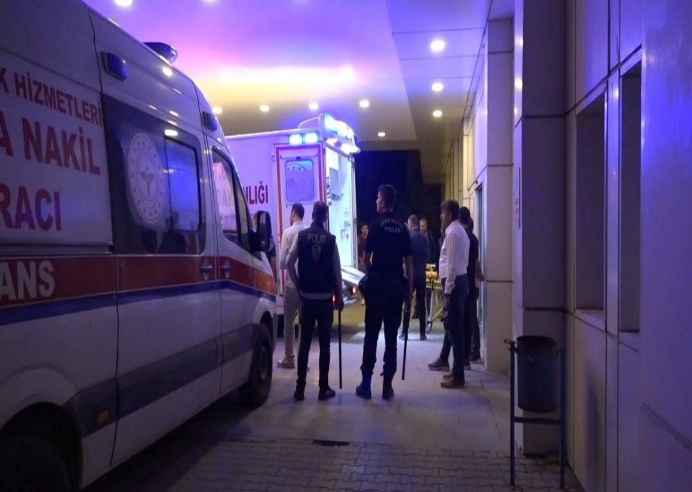 Husumetli aileler arasında silahlı kavga: 1 ölü, 11 yaralı