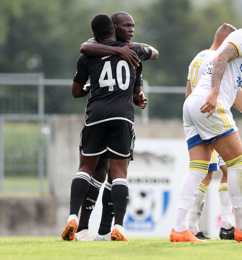 Beşiktaş hazırlık maçında farklı kazandı