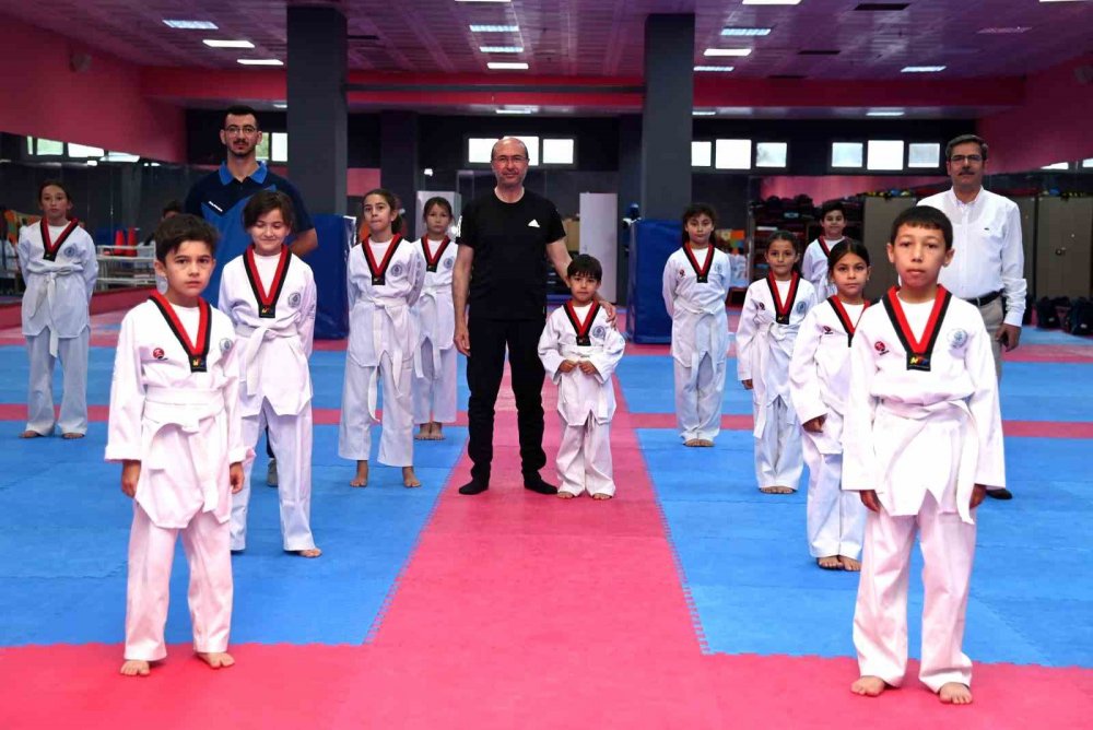 Konya'daki spor okulunda hedef yeni Ardalar yetiştirmek