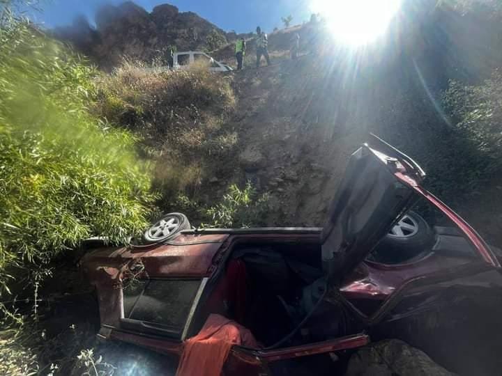 Otomobil şarampole devrildi; sürücü öldü