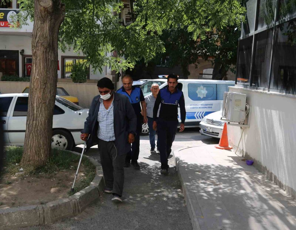 Dilencilere zabıta baskını