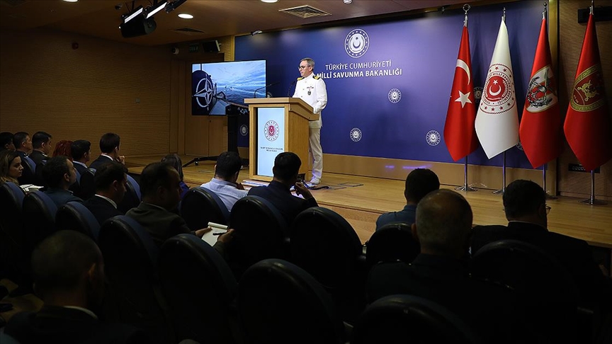milli-savunma-bakanligi-basin-ve-halkla-iliskiler-musaviri-deniz-albay-zeki-akturk.jpg