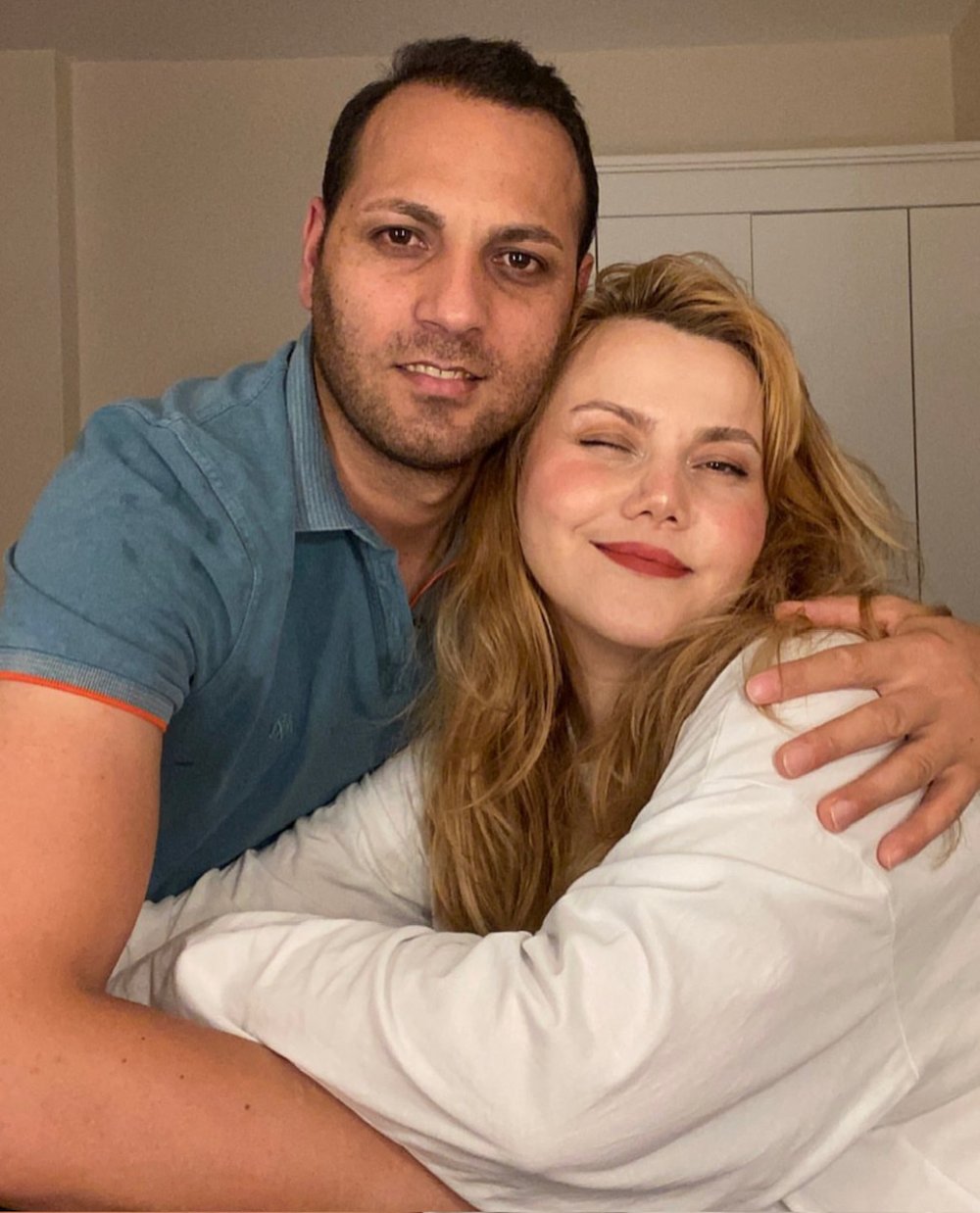 Eşi tarafından 32 yerinden bıçaklanan Youtuber yoğun bakıma alındı