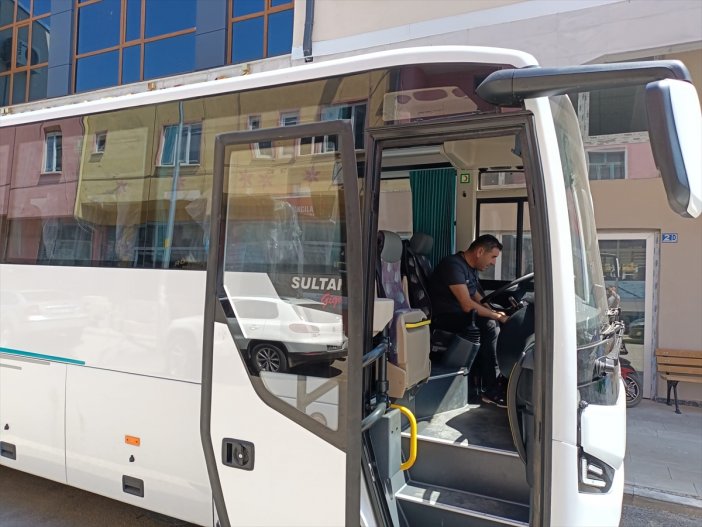 konya-huyuk-belediyesi-otobus-2.jpg