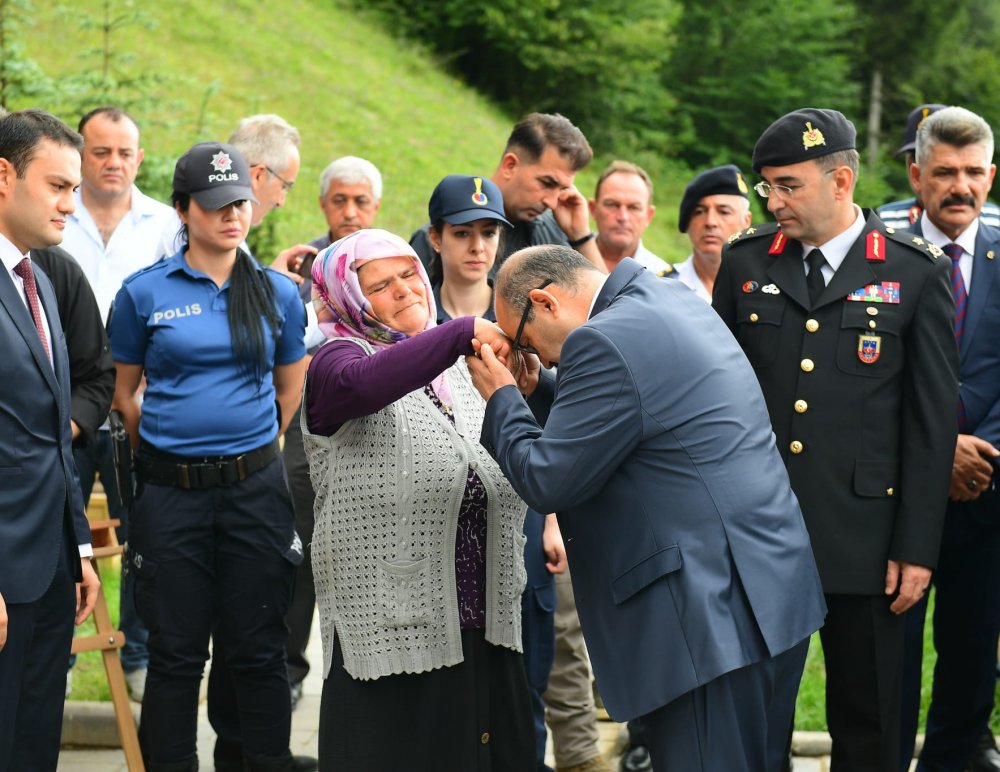 Eren Bülbül, şahadetinin 6’ncı yıl dönümünde kabri başında anıldı