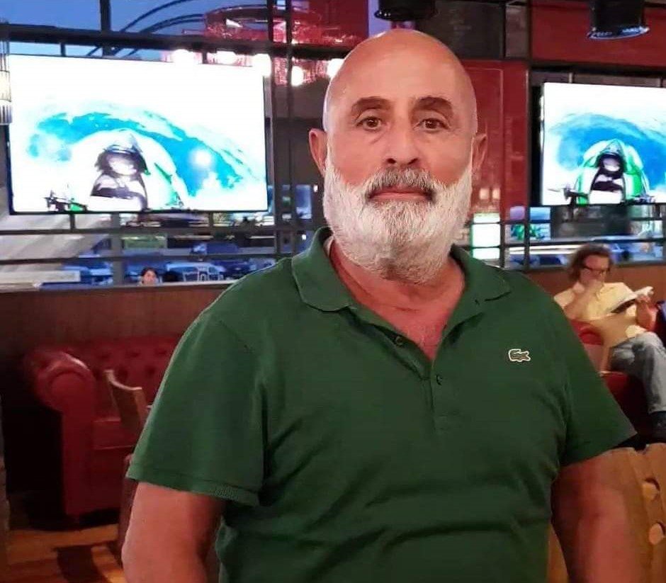 Devrilen traktörün altında kalan çiftçi öldü