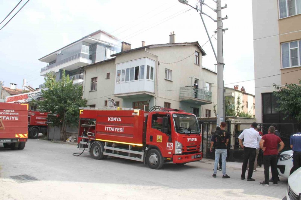 Konya'da konserve ateşi çatıda yangın çıkardı