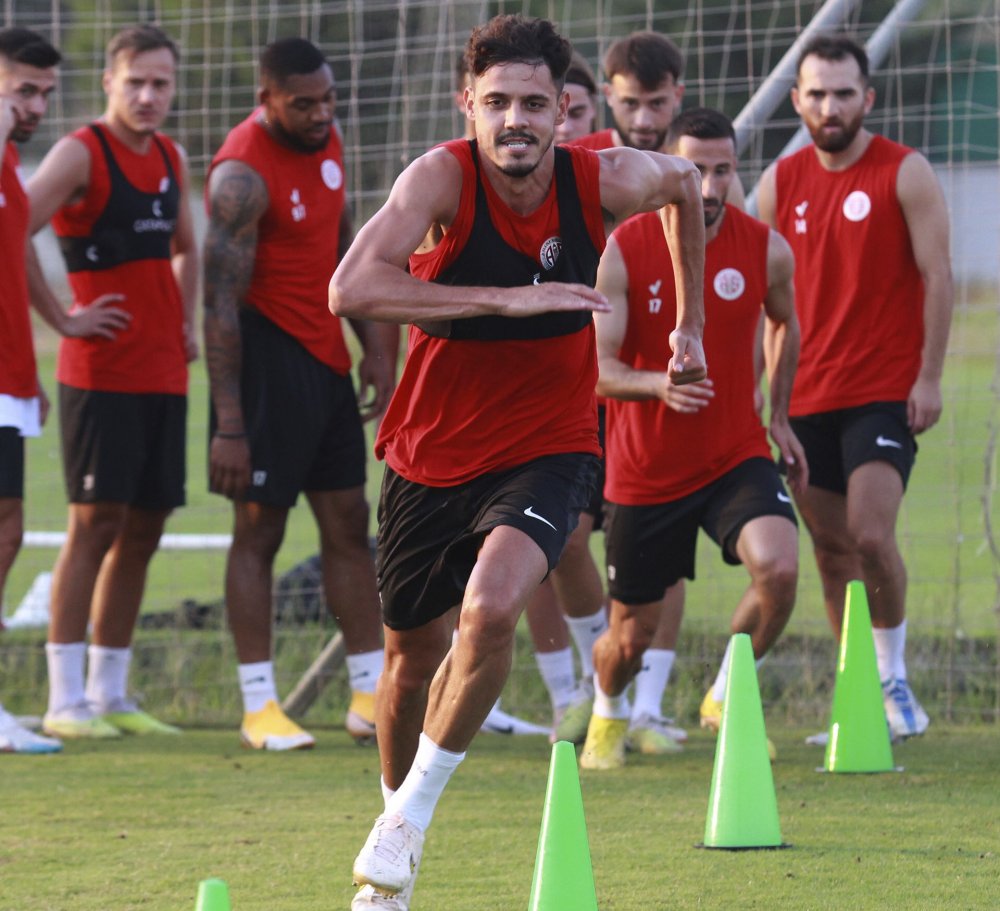Antalyaspor, Konyaspor karşısında galibiyeti hedefliyor... 17 maç bu skorla bitti