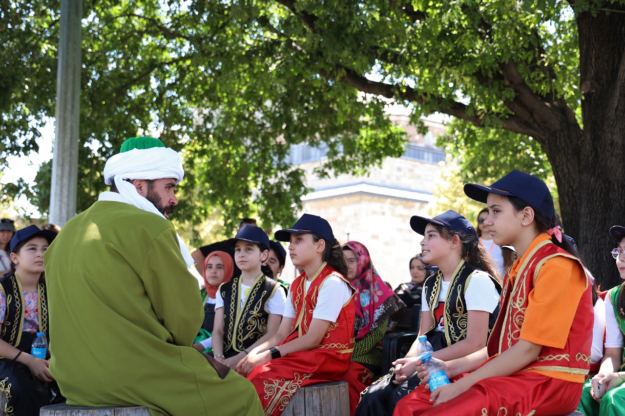 konyada-tarihine-iz-birakan-6-sahsiyeti-tanidilar.jpg