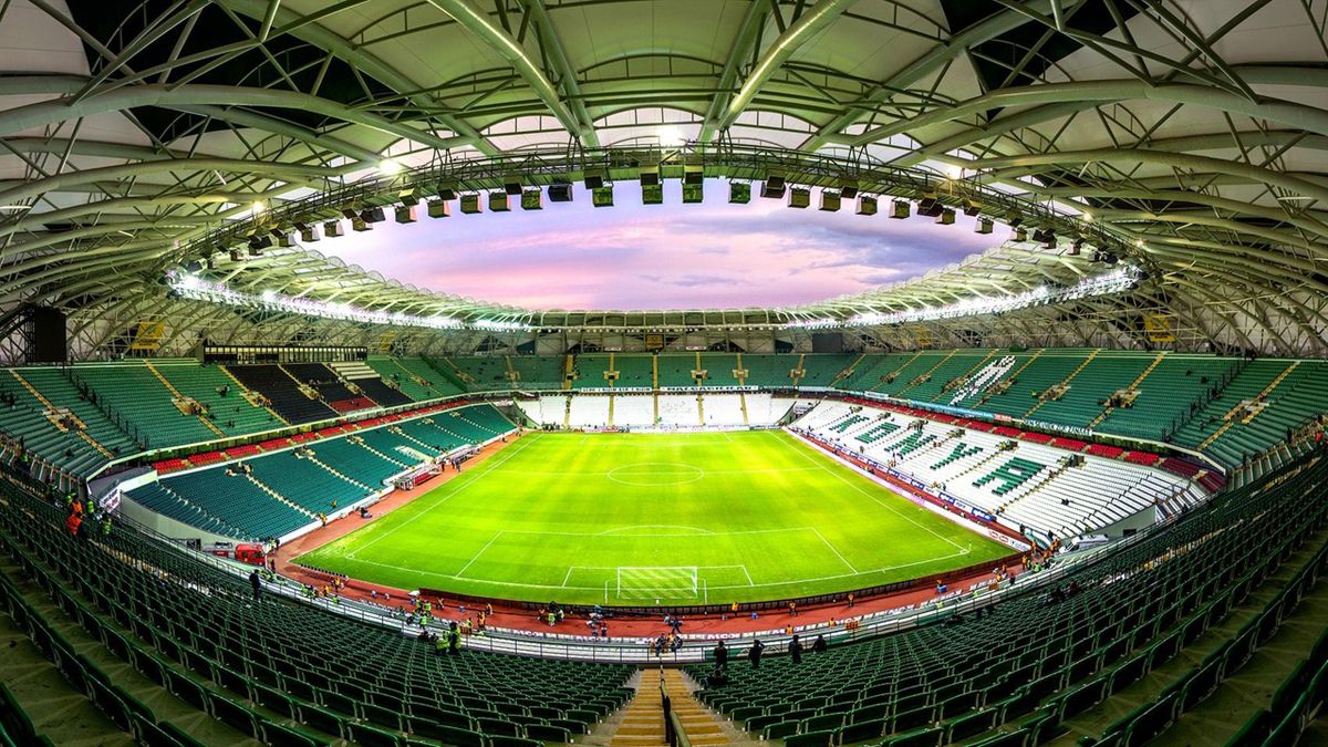 konyaspor-stadyum.jpg
