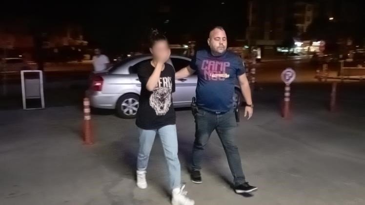 Konya'da 14 yaşındaki kız dedesini bıçakladı, yakalanınca savunması şaşırttı