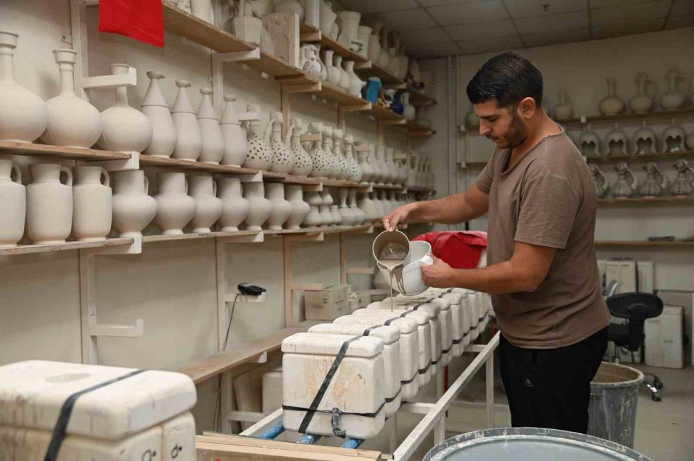 Konya'da ecdat mirası sanat bu atölyede yaşatılıyor