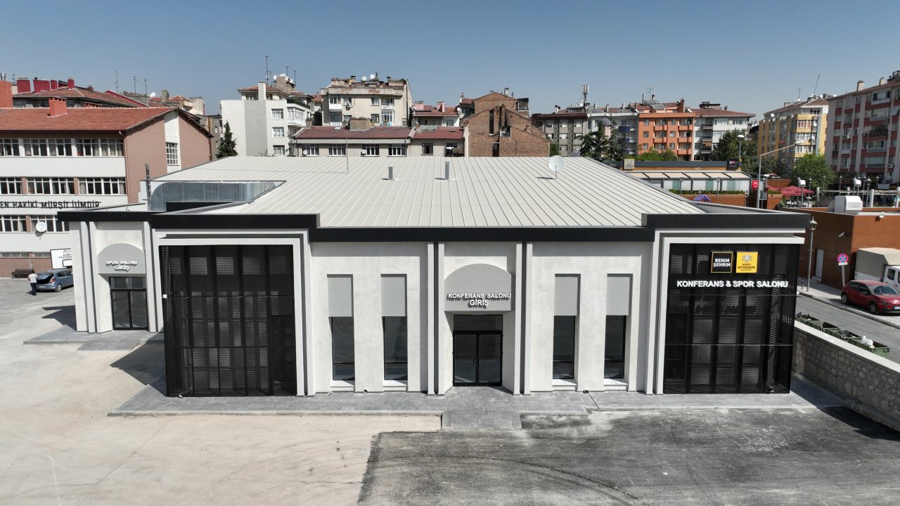 tarihi-konya-lisesi-spor-ve-konferans-salonu.jpg