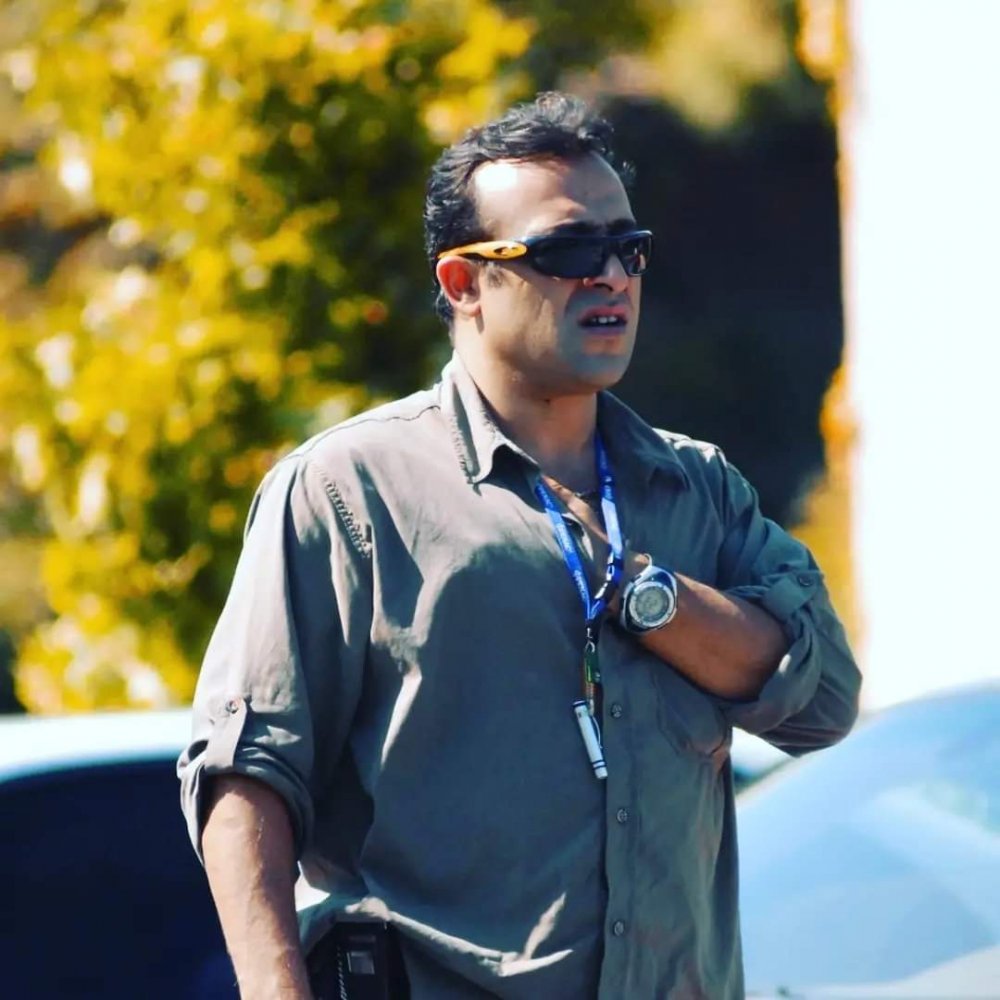 Ünlü yönetmen yüzmek için girdiği gölde boğularak öldü