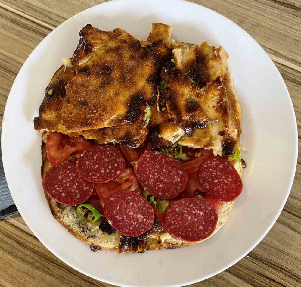 Konya'nın eşsiz tadı 'Anadolu’nun pizzası' etliekmeği tahtından edebilir