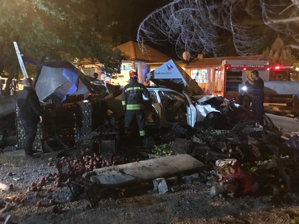 Konya’da otomobil bahçeye uçtu: 4 yaralı