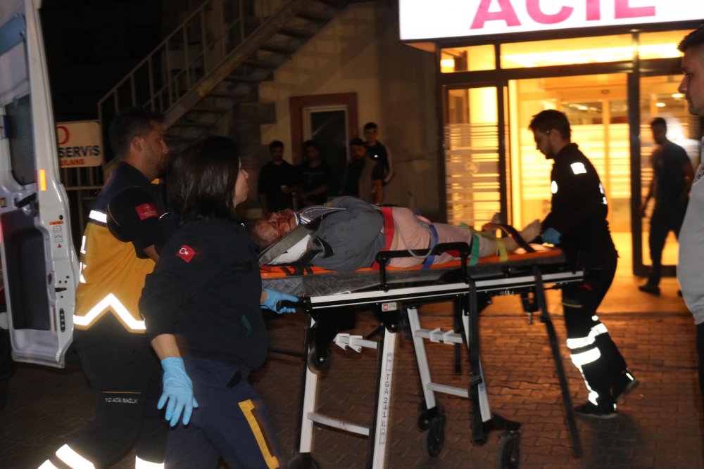 Eski kayınpederi ile kayınvalidesini darbedip, 5'inci kattan düşüp öldü