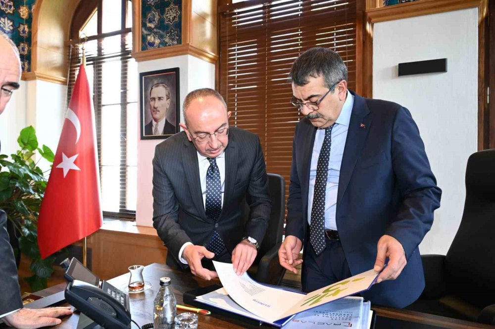 Konya'daki o projeyi Milli Eğitim Bakanı Yusuf Tekin'e anlattılar