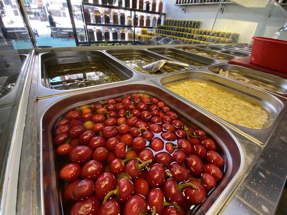 Kış aylarındaki salgına karşı savaşan en doğal antibiyotik "turşu"