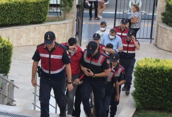 Konya dahil 4 ilde operasyon! 6 göçmen kaçakçısı tutuklandı