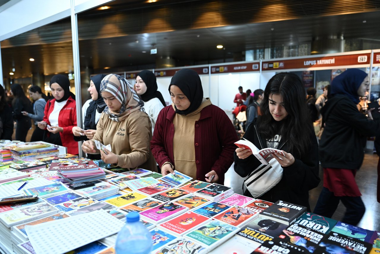 konya-kitap-gunleri.jpg