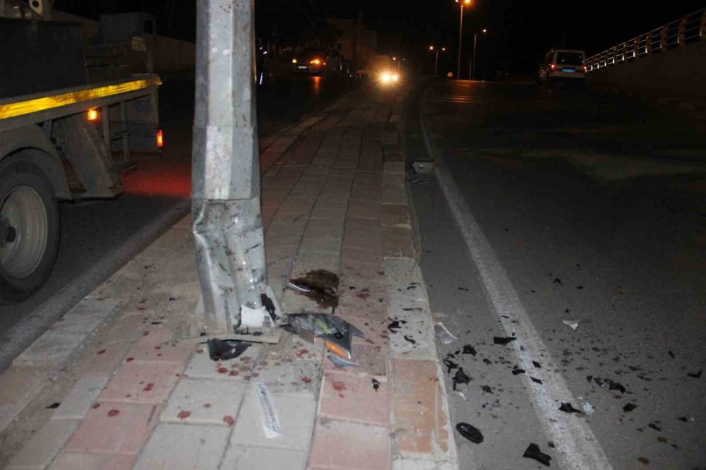 Karaman’da direğe çarpan motosiklet sürücü hayatını kaybetti