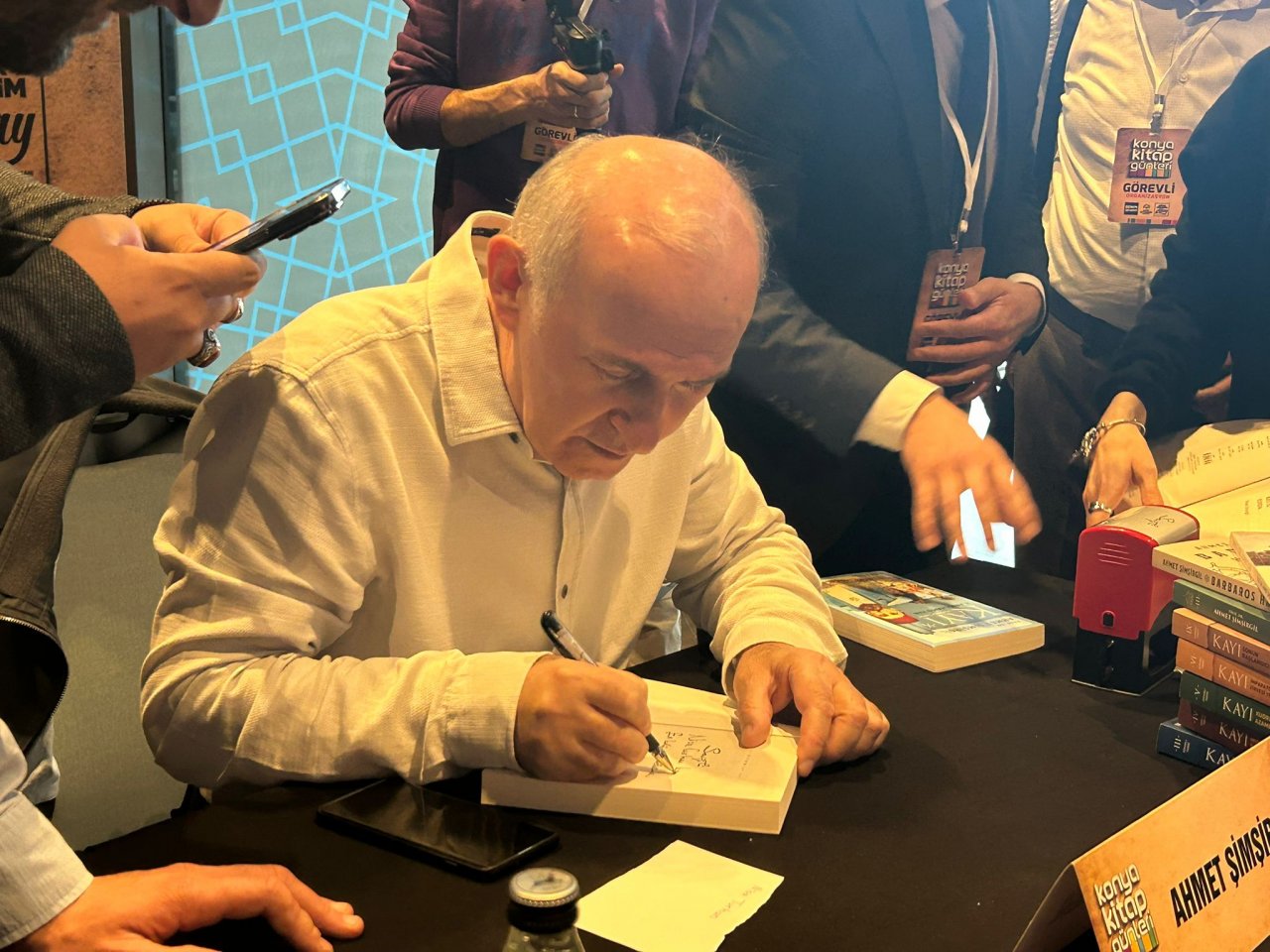 ahmet-simsirgil-konya-kitap-gunleri-002.jpg