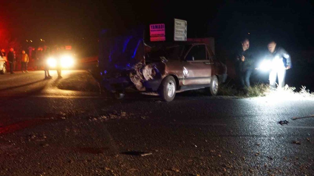 Kaza yapan araçtan inen sürücü başka bir aracın çarpması sonucu öldü