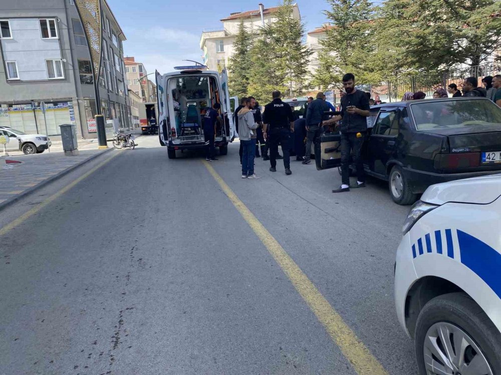 Konya'da okuldan çıkan çocuğa motosiklet çarptı!