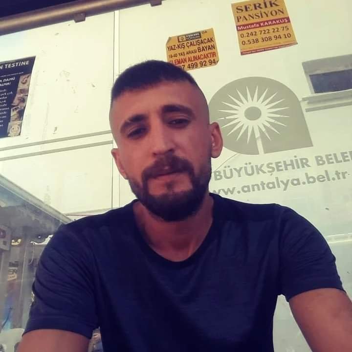 Evinde dövülerek öldürüldü!