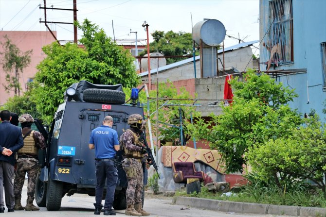 Karısını baltayla öldüren koca tutuklandı