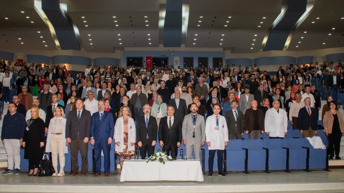 Selçuk Üniversitesinde geleceğin hekimleri beyaz önlüklerini giydi