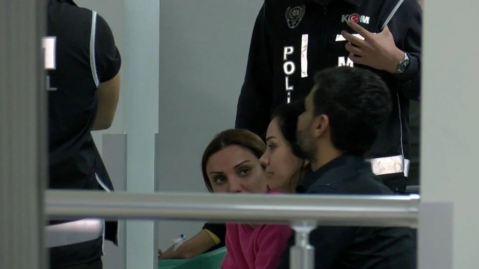 sila-dogu-kimdir-dilan-polatin-kardesi-olan-sila-dogu-kac-yasinda-ne-is-yapiyor.webp