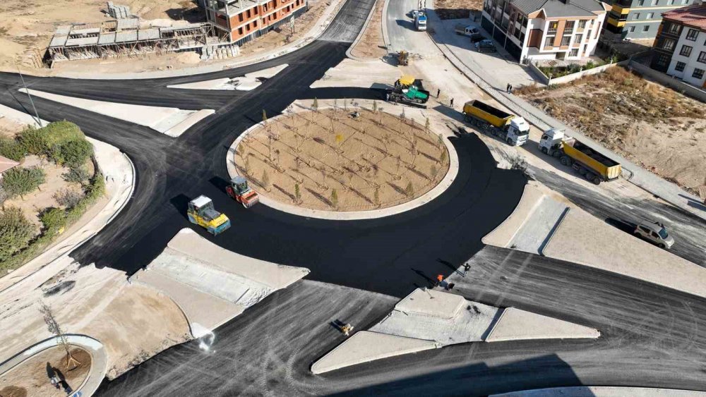 Konya'nın merkez belediyesinden 100 bin ton asfalt