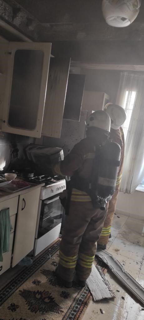 Hatay’da ev yangını