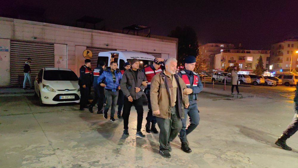 Bursa'da, Mısır uyruklu 5 kaçak göçmen yakalandı