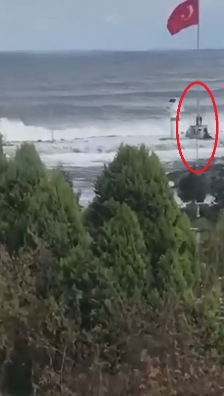Trabzon'da denizde kaybolan 2 liselinin, son görüntüleri ortaya çıktı