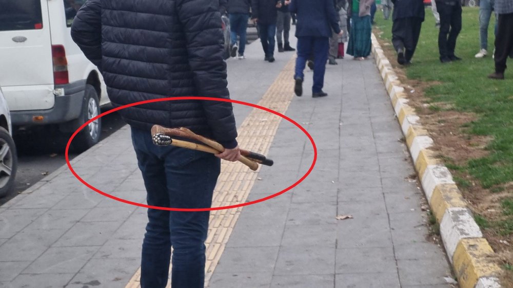 Diyarbakır'da 'arazi anlaşmazlığı' kavgasında sopalar konuştu! 12 yaralı var