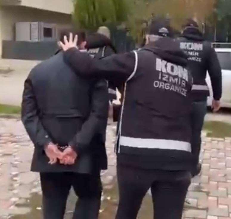 İzmir merkezli 'Kafes 18' operasyonunda 6 tutuklama