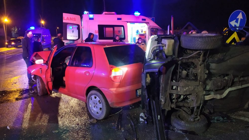 Edirne'de eğlence dönüşü kaza: 1 ölü, 5 yaralı
