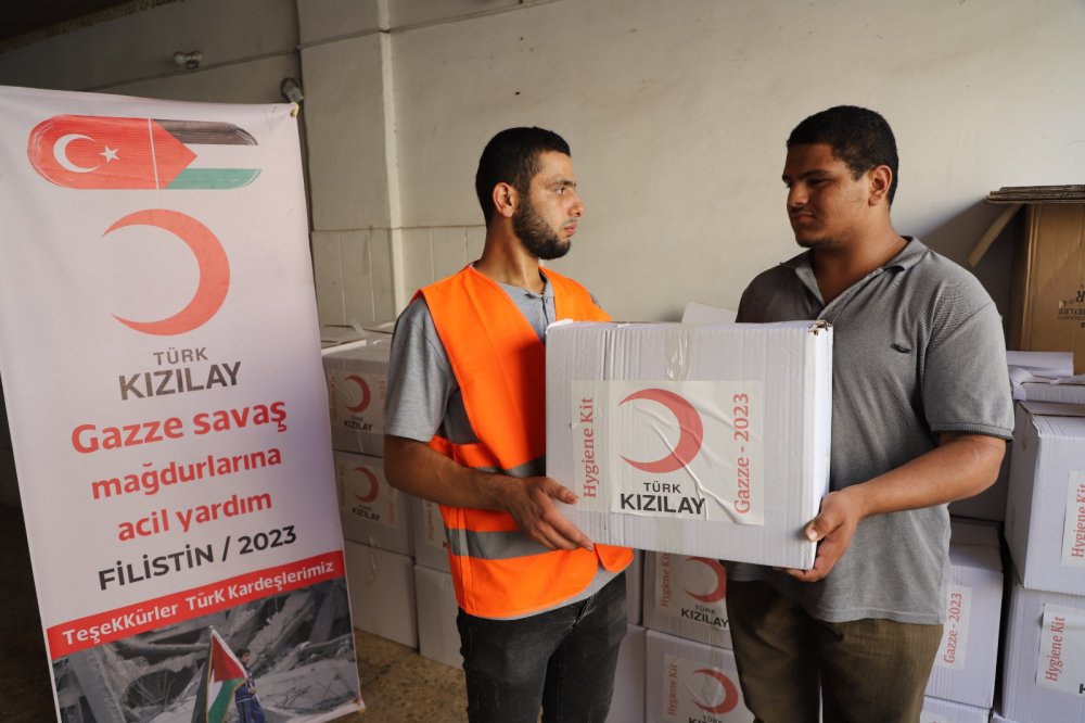 Türk Kızılay’ın 2’nci yardım gemisi Gazze’ye ulaştı