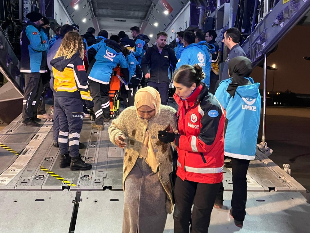 Gazzeli 85 hasta ve yaralı daha Türkiye'ye getirildi