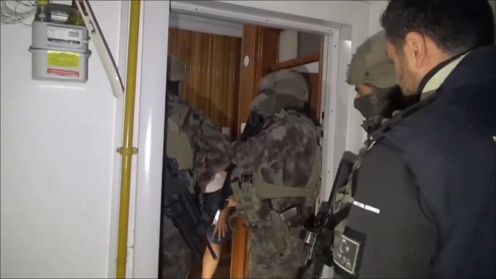 Konya dahil 25 ilde 'Sibergöz-21' operasyonları: 156 şüpheli yakalandı