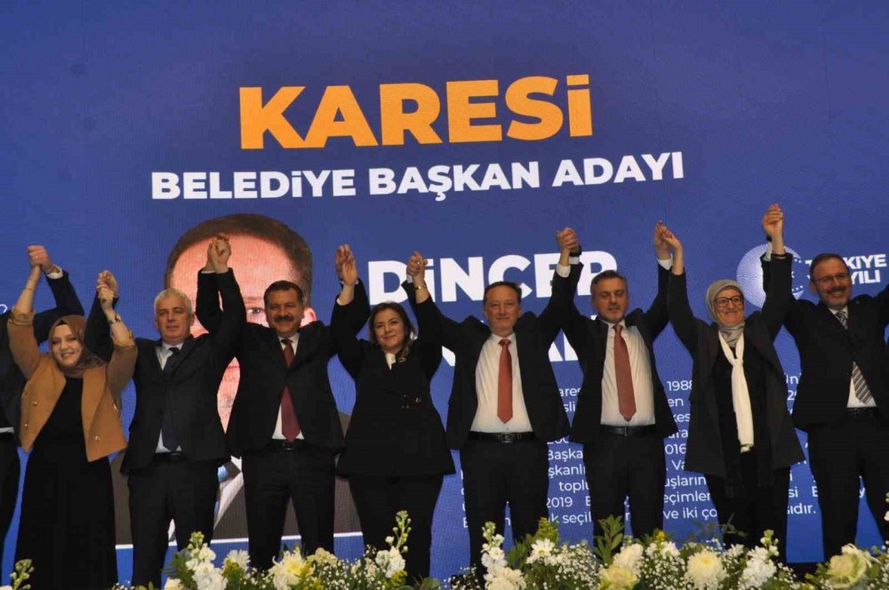 Cumhur İttifakı Balıkesir belediye başkan adaylarını tanıttı